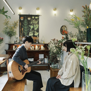 妺妺晚上扒我内裤玩我动漫
