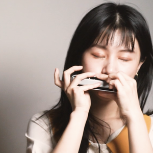 妺妺晚上扒我内裤玩我动漫
